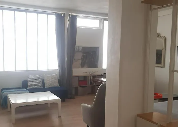 Charming Loft - Tour Eiffel/ Rue Cler 公寓式酒店 4*