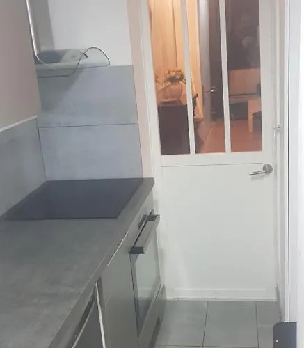 Charming Loft - Tour Eiffel/ Rue Cler 아파트호텔 파리