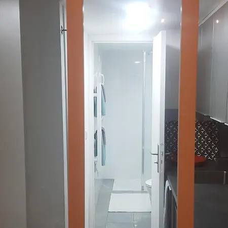 Aparthotel Charming Loft - Tour Eiffel/ Rue Cler 4*